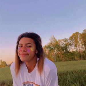 Meet your Posher, Hailey